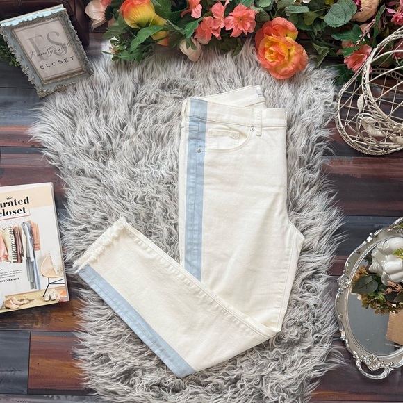 Ann Taylor LOFT Side Stripe Frayed High Waist Skinny Crop White Jeans - Picture 4 of 11